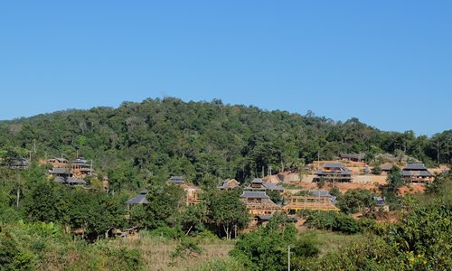 New houses are built in Hebian village in Yunnan with the help of Li Xiaoyun's poverty alleviation center.Photo: Courtecy of Mengla Xiaoyun Poverty Alleviation Center