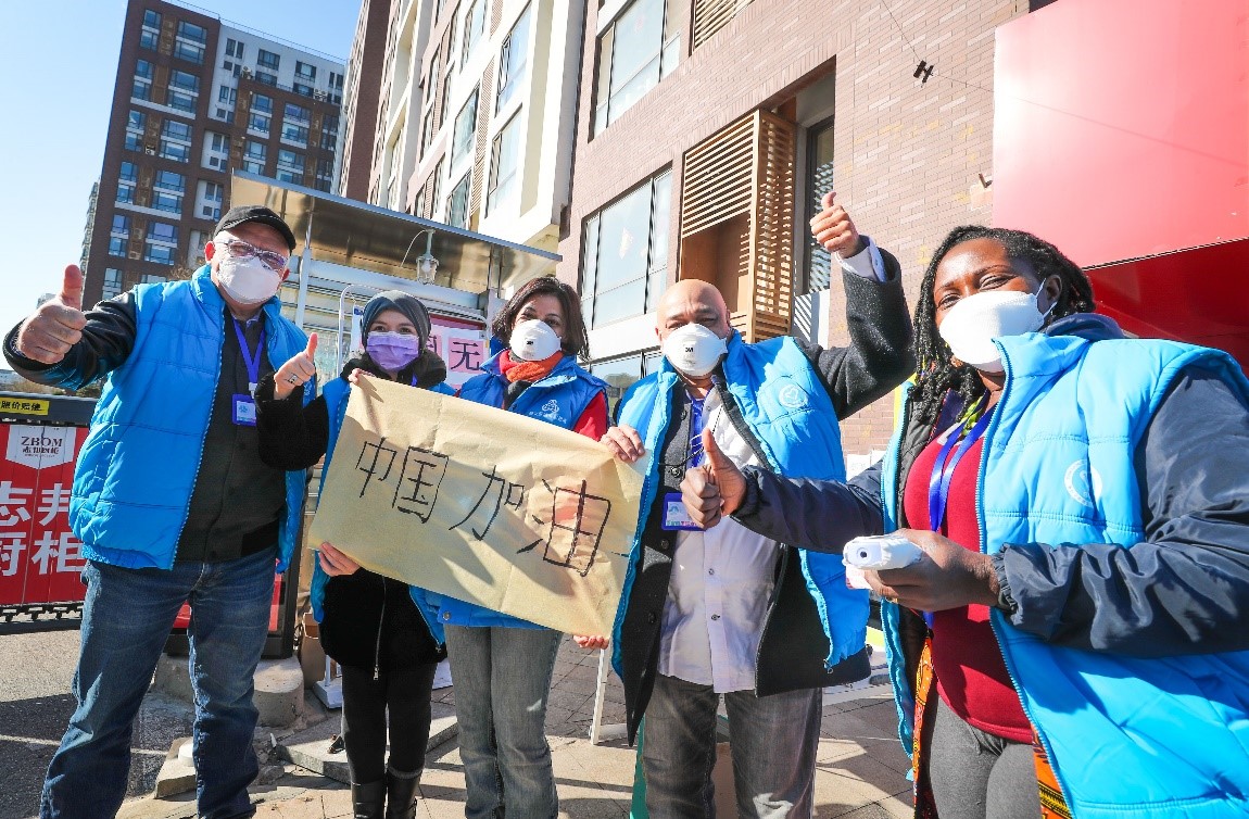 Together, we fight the coronavirus: A Canadian English teacherâs story