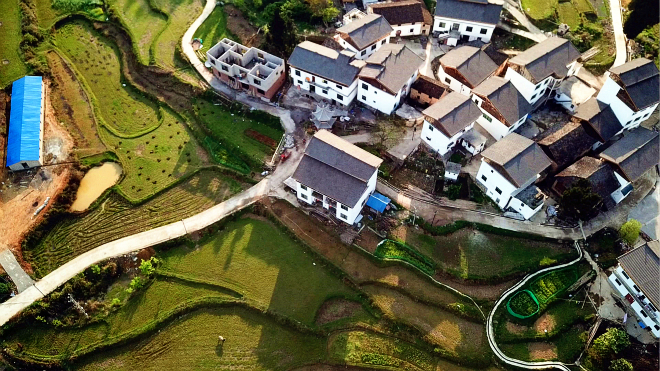 鸟瞰洪江村“艺术范”-a